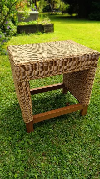 Mesa Auxiliar de Mimbre y Madera