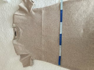 Vestido corto de punto Zara