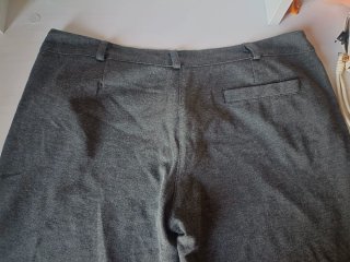 Pantalones grises y 1negro nuevo todo por 4€