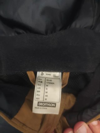 Chubasquero y cortavientos Quechua