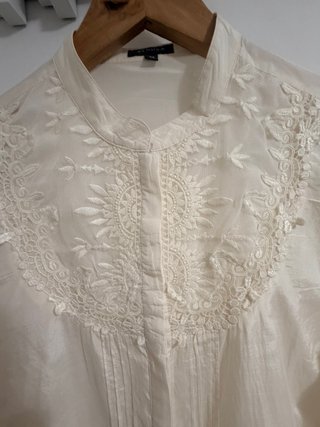 Camisa especial nueva de seda,romántica y elegante