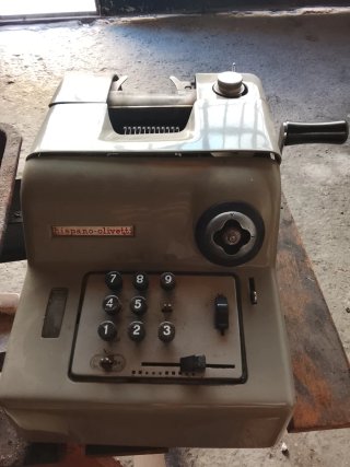 Calculadora Antigua Hispano-Olivetti