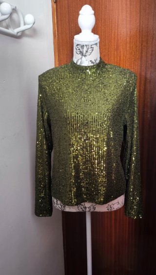 Camiseta Mango lentejuelas verde