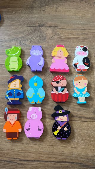Lote varios juegos de madera para niños