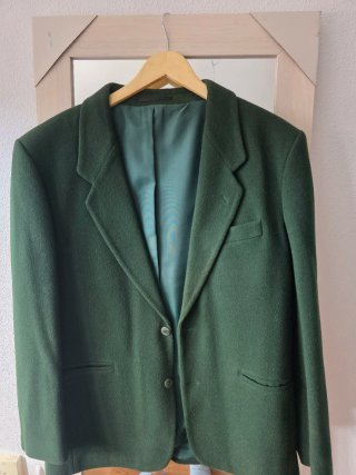 Americana verde hombre
