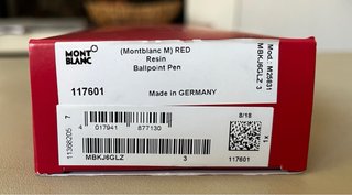 Bolígrafo de resina MONTBLANC M Red Line.