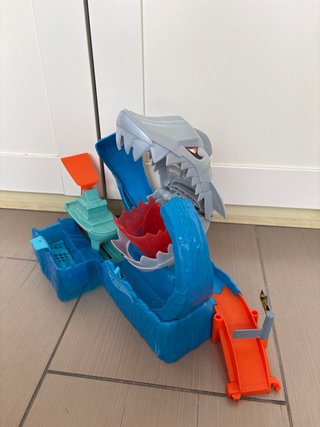 Pista Hot Wheels City Tiburón Robo Shark