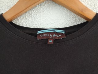 Camiseta Guess Manga Larga M Marrón Oscuro