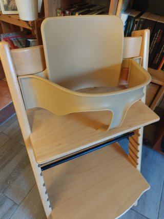 Trona Stokke Tripp Trapp con accesorios