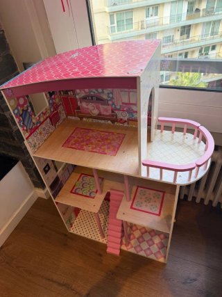 Casa de Muñecas de Madera. Regalo accesorios mader