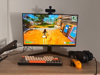 PC Gaming completo Ryzen 5 5600X + RX 6600 8GB