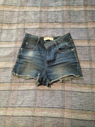 Shorts vaqueros Zara T34 deshilachados