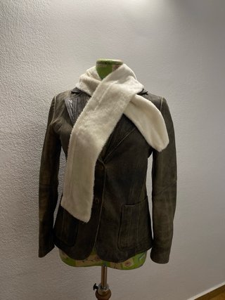 Americana mujer de cuero verde/marrón