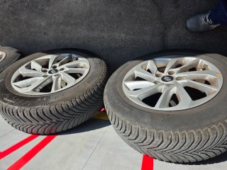 4 Llantas con Neumáticos Michelin 225/60/17