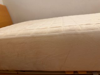 CAMA ARTICULADA ELÉCTRICA 90 CM + COLCHÓN – MADERA