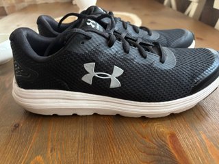 Zapatillas Under Armour Negras
