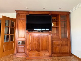 Mueble de salón madera maciza