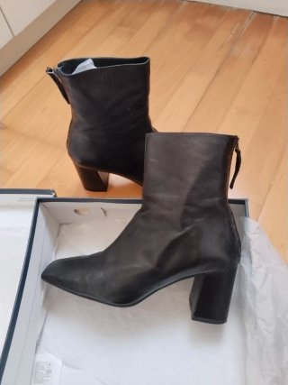 Botines de Piel Negros Pedro Miralles Talla 39
