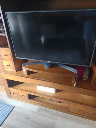Televisión LG para reparar o piezas