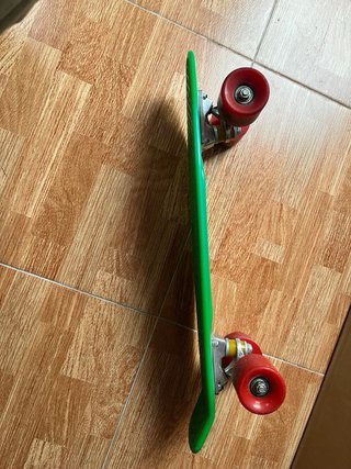 Monopatín Pequeño Verde