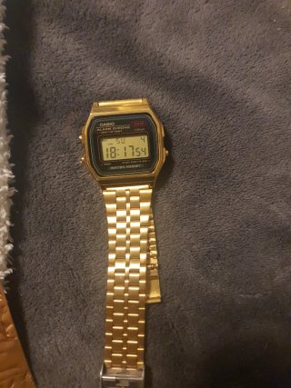 Reloj Casio Dorado