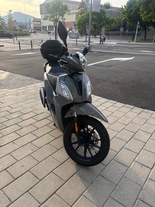 SYM Symphony ST 125 LC Gris