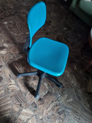 Silla de escritorio azul Alrik