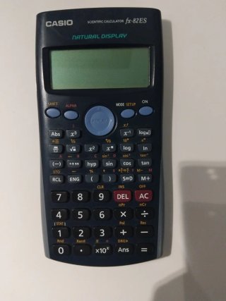 Calculadora Casio fx-82