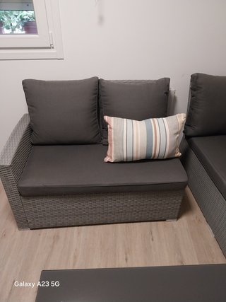 Sofá modular jardín gris + mesa + puf Mesa 90*90