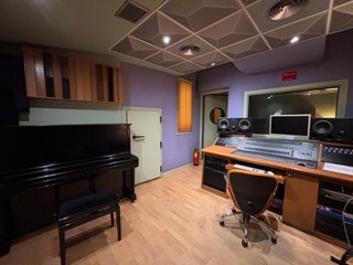 ALQUILO ESTUDIO DE GRABACIÓN PROFESIONAL EN MADRID