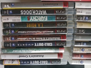 PlayStation 3 Slim 500GB + 26 Juegos