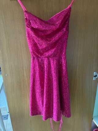 Vestido Rosa de Lentejuelas