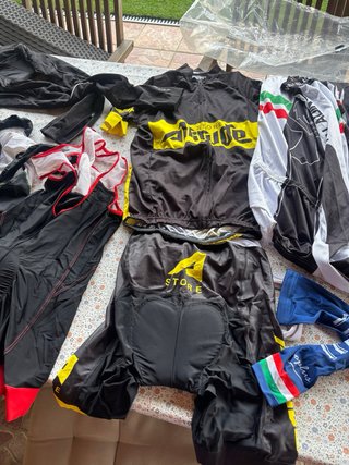 Lote de ropa de ciclismo
