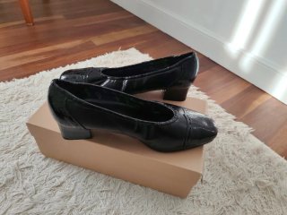 Zapatos mujer T41 pies delicados de piel