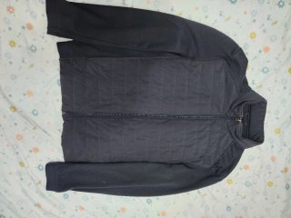 Sudadera Negra con Cremallera