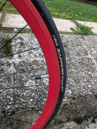 Bicicleta Fixie Negra y Roja