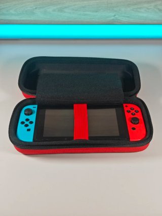 Nintendo Switch con Accesorios
