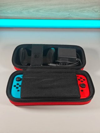 Nintendo Switch con Accesorios