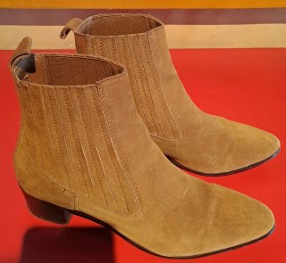 Botines de serraje marrón Zara