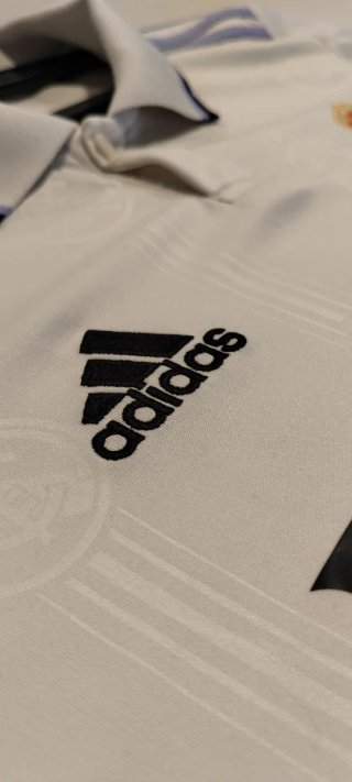 Camiseta Oficial Real Madrid 22-23