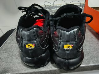 Zapatillas Nike Air Max Plus TN Rojas Negras