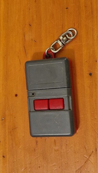 Mando de garaje Clemsa MTH2