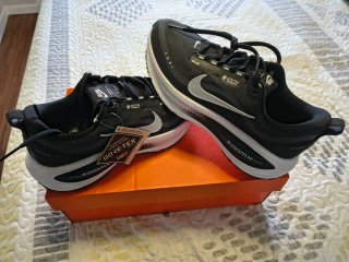 Zapatillas Nike Vomero 18 Gore-Tex Talla 40