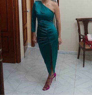 Vestido midi verde elegante