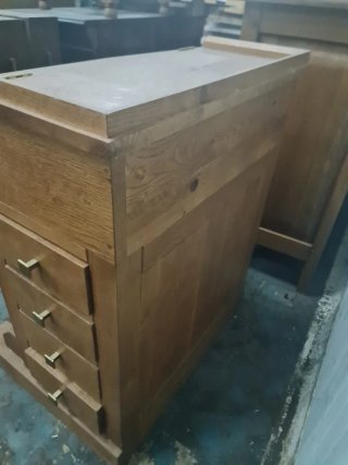 Escritorio de Madera Maciza