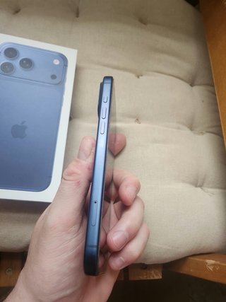 iPhone 17 Pro Max Azul
