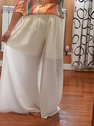 Pantalón ancho beige talla S