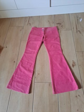 Pantalón campana Bershka rosa talla 34