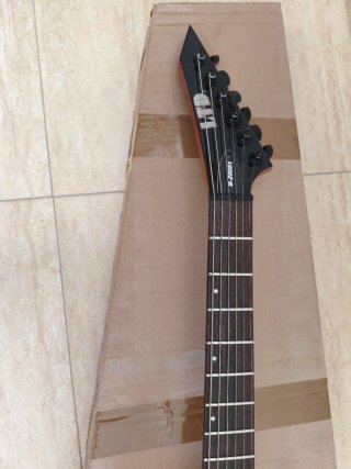 Guitarra Eléctrica ESP LTD M200 DX