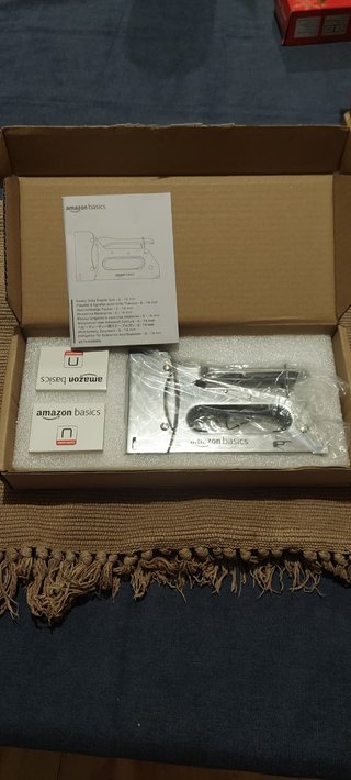 Grapadora Profesional Amazon Basics